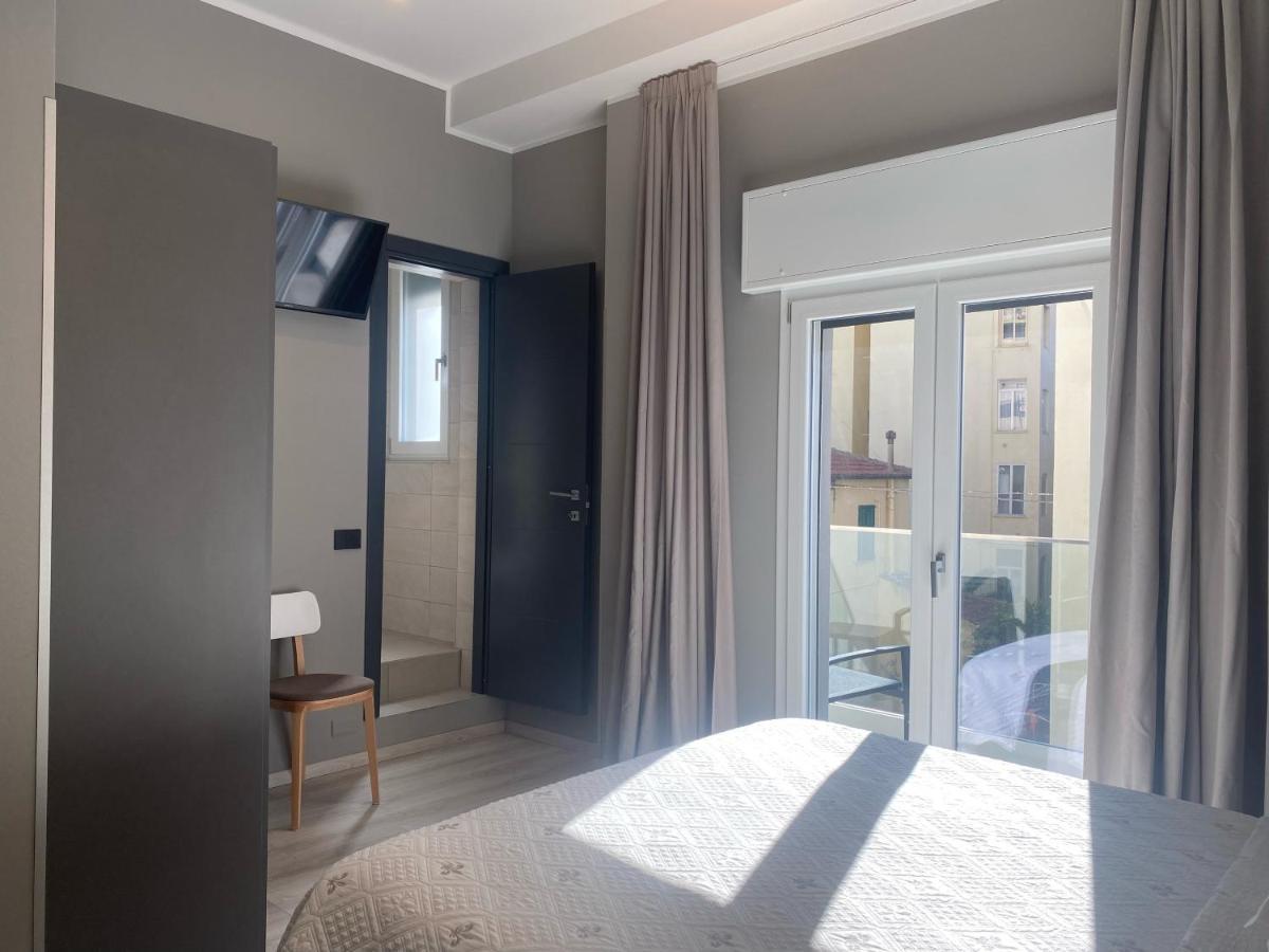 Hotel Graziella Arma di Taggia Εξωτερικό φωτογραφία